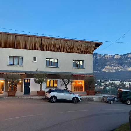 Gîte partagé Tresserve Exterior foto